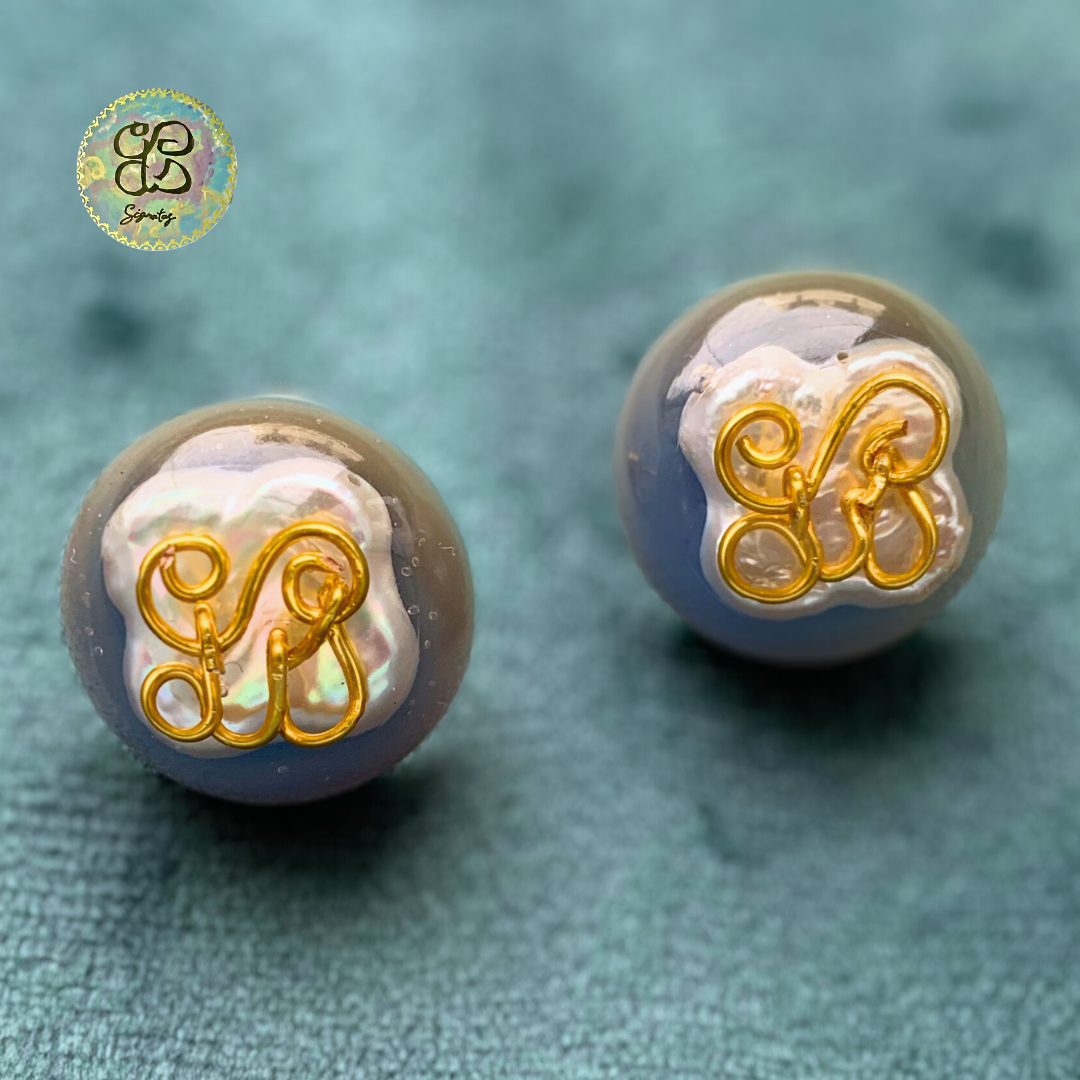 Signatas Button violet(ピアス)