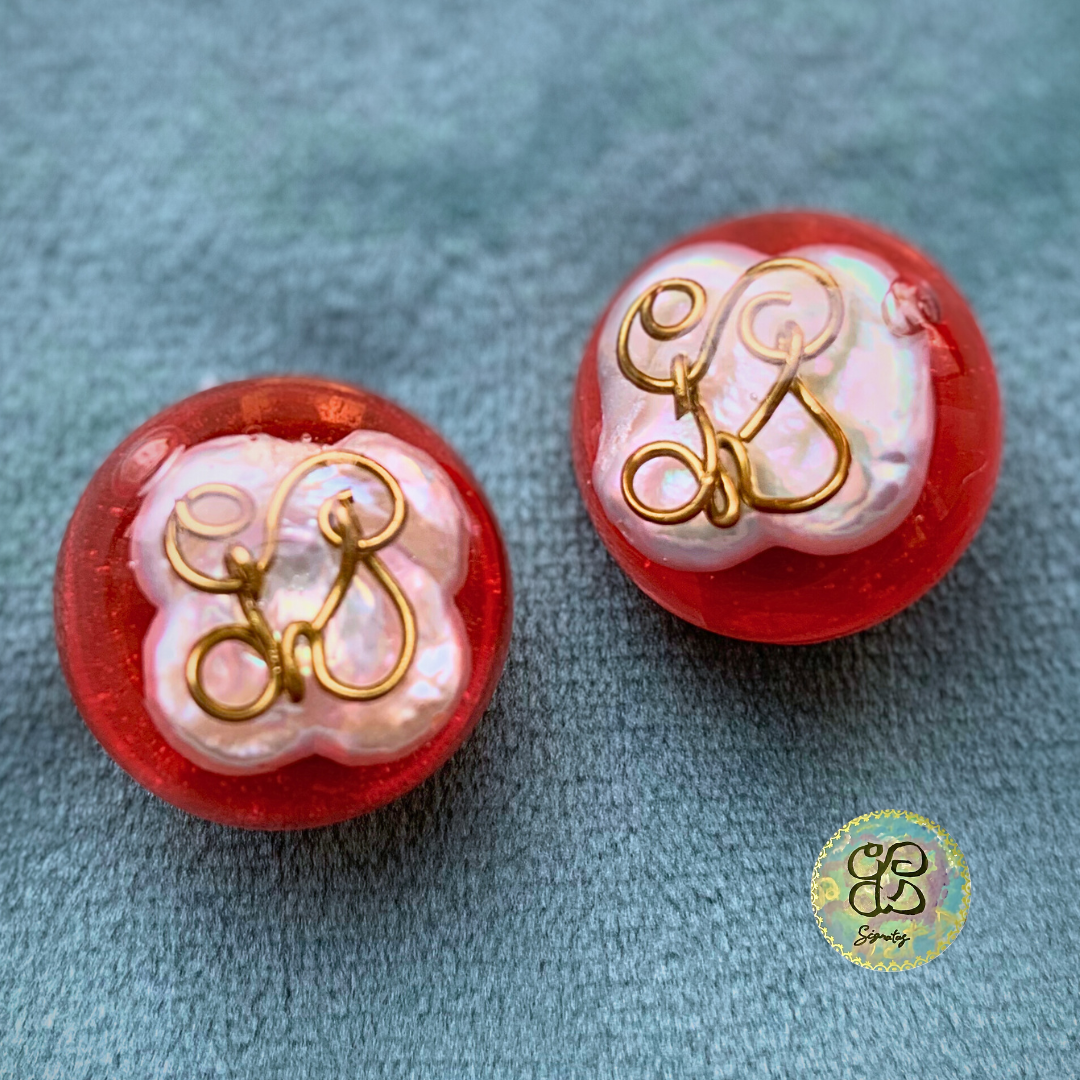 Signatas Button scarlet(イヤリング)